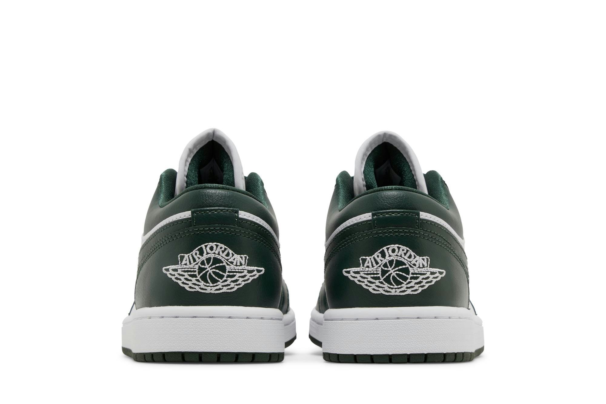 Air Jordan 1 Low ‚Galactic Jade‘ DC0774-113