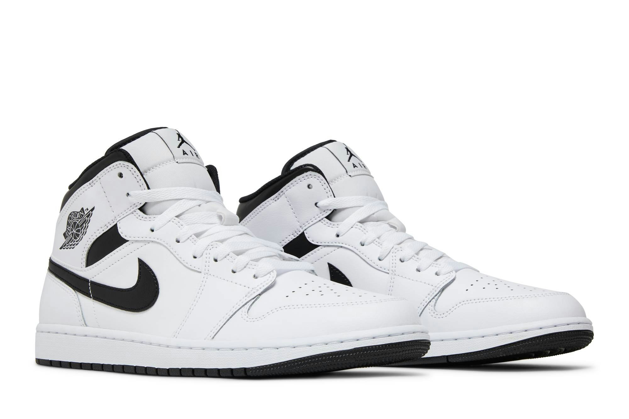 Air Jordan 1 Mid ‚White Black‘ DQ8426-132