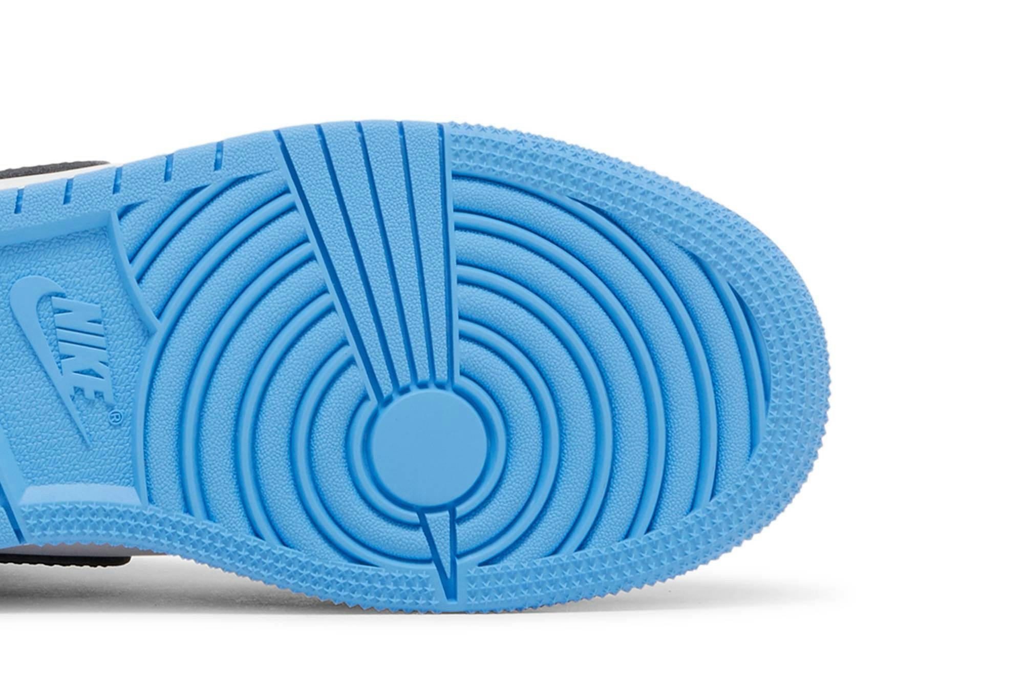 Air Jordan 1 Retro High OG ‚UNC Toe‘ FD1437-400