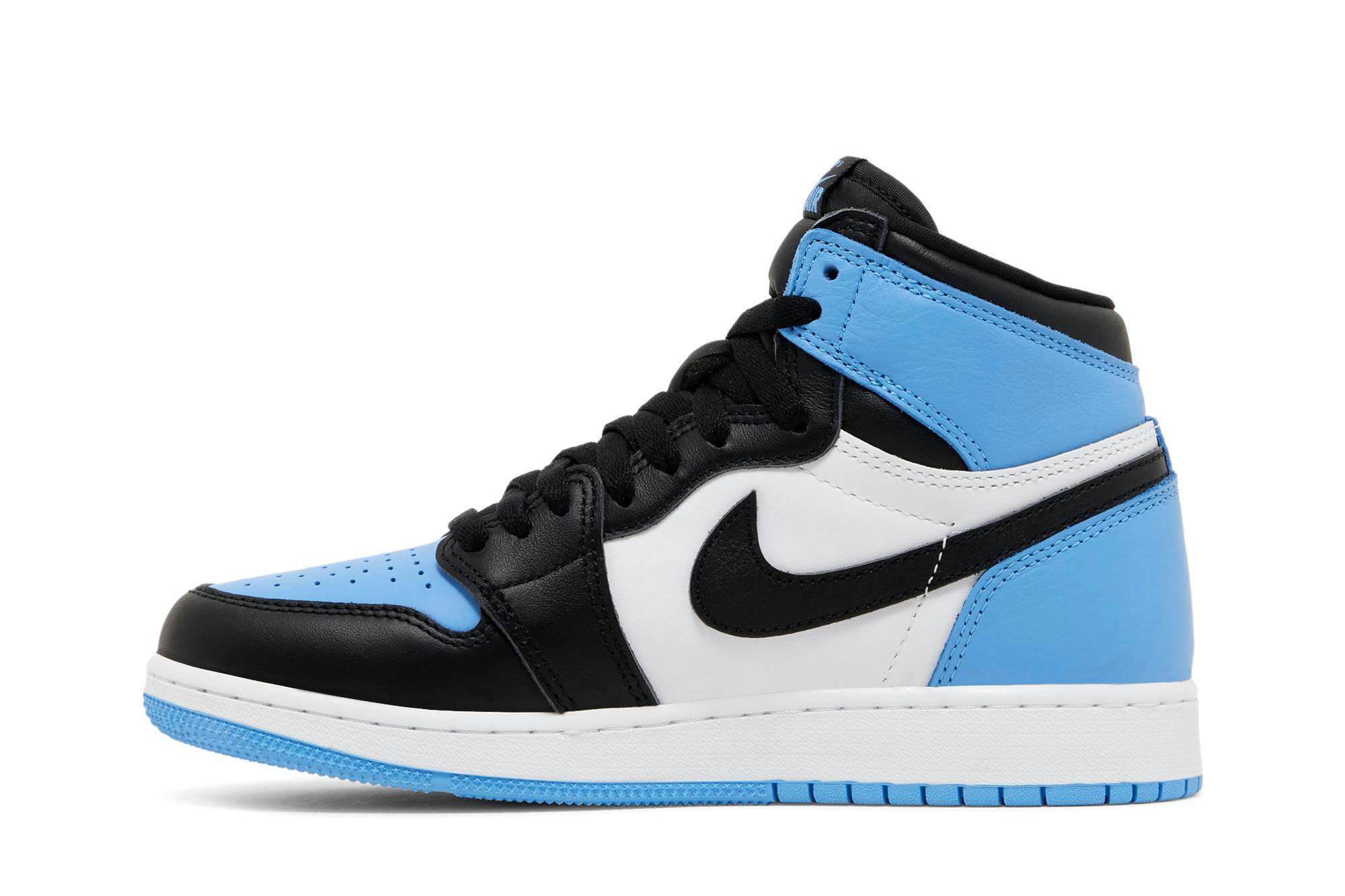 Air Jordan 1 Retro High OG ‚UNC Toe‘ FD1437-400