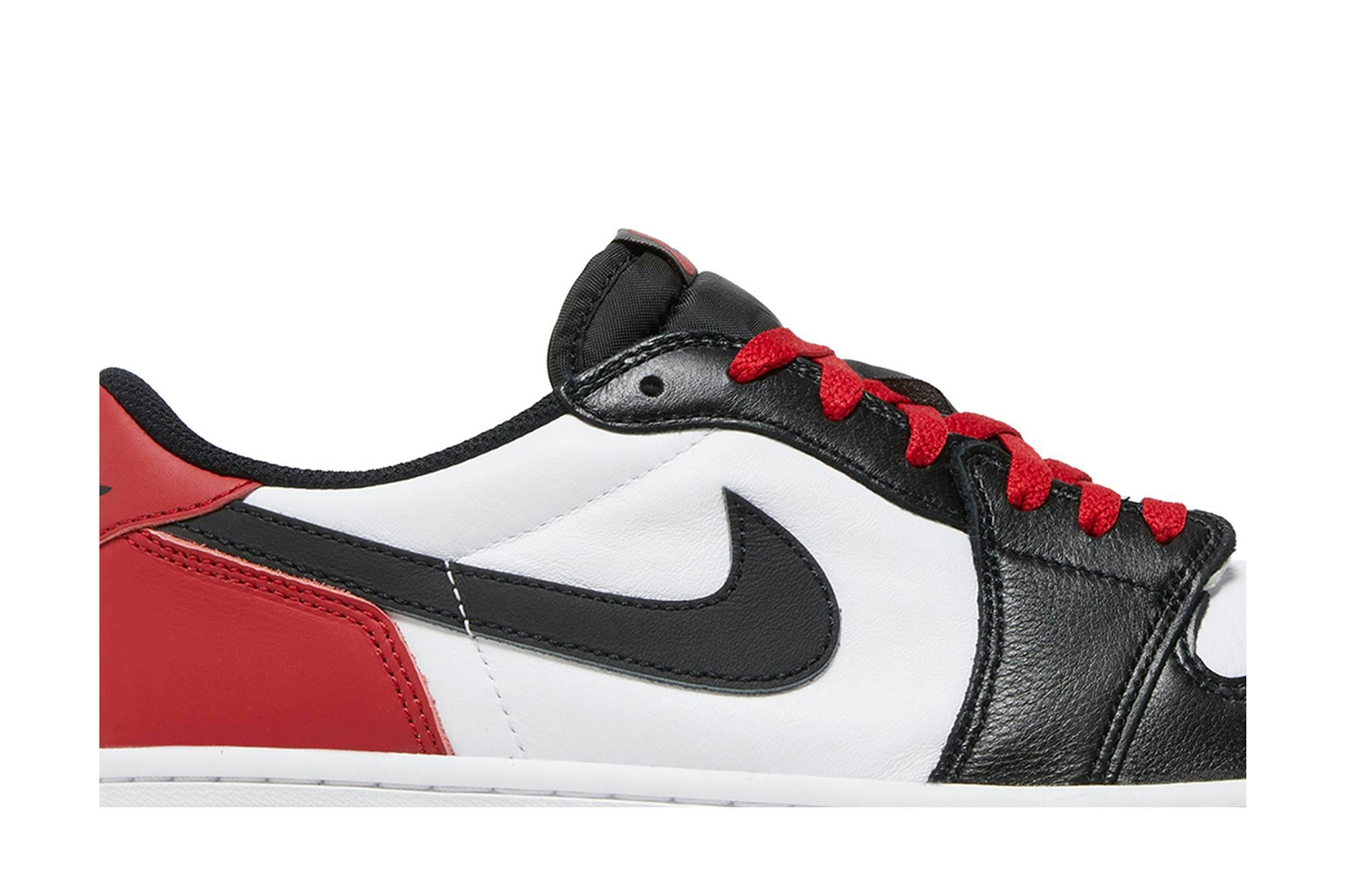 Air Jordan 1 Retro Low OG ‚Black Toe‘ CZ0790-106