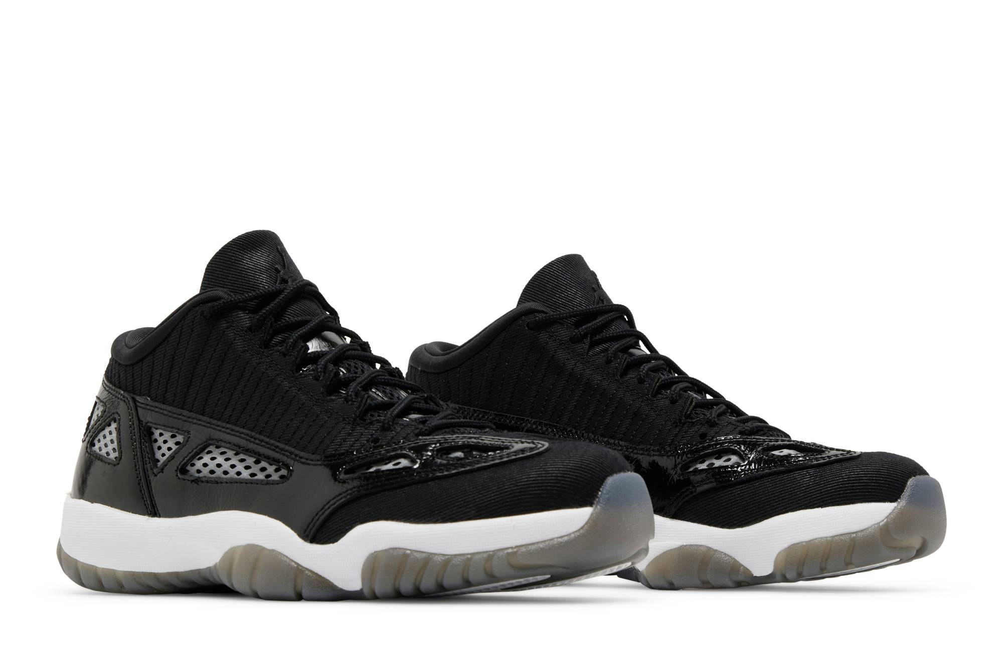 Air Jordan 11 Low IE ‚Black White‘ 919712-001
