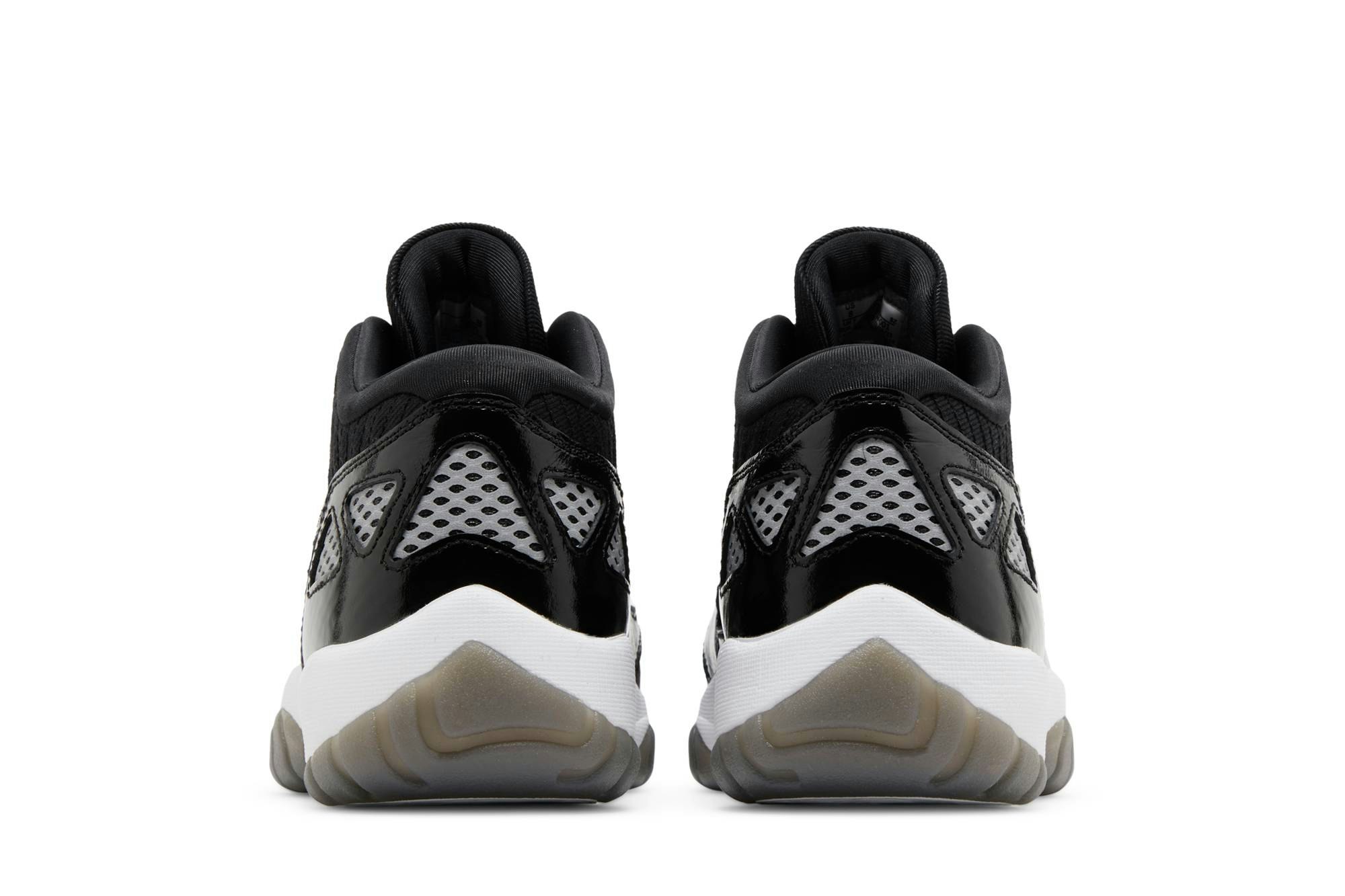 Air Jordan 11 Low IE ‚Black White‘ 919712-001