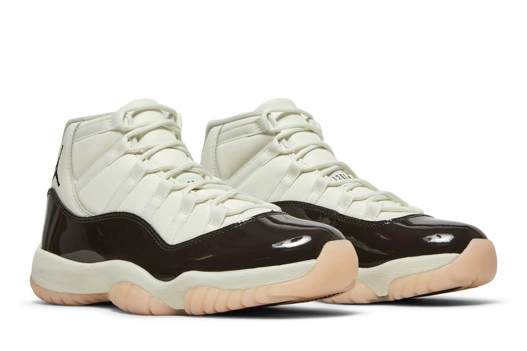 Air Jordan 11 ‚Neapolitan‘ AR0715-101