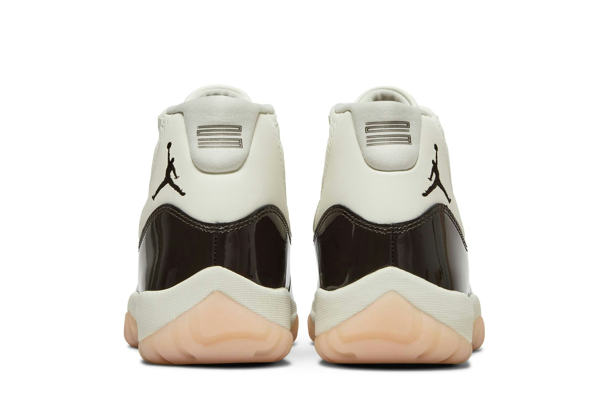 Air Jordan 11 ‚Neapolitan‘ AR0715-101