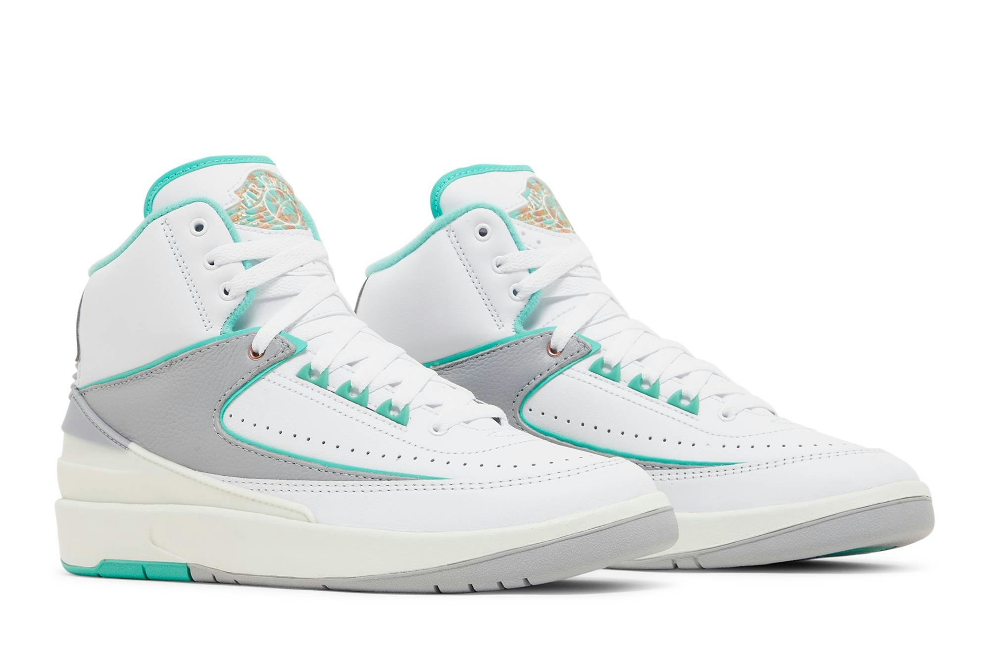 Air Jordan 2 Retro ‚Crystal Mint‘ FN6755-100