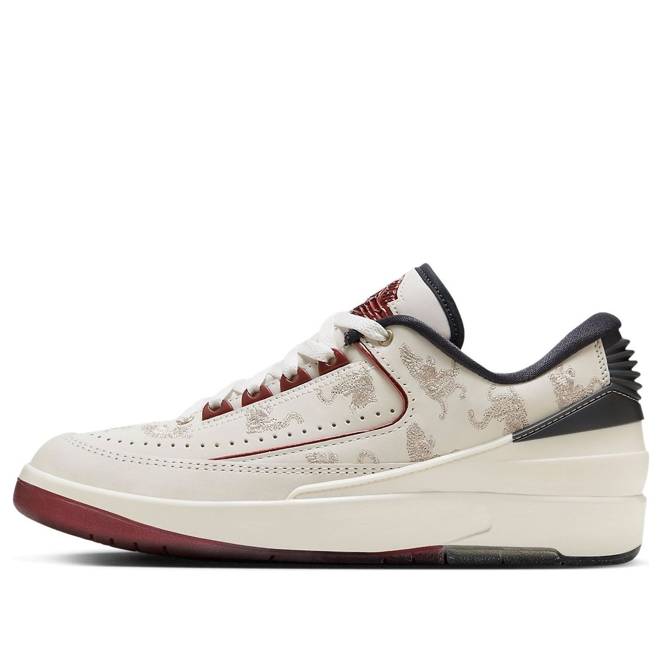 Air Jordan 2 Retro Low ‚Year of the Dragon‘ FJ5736-100