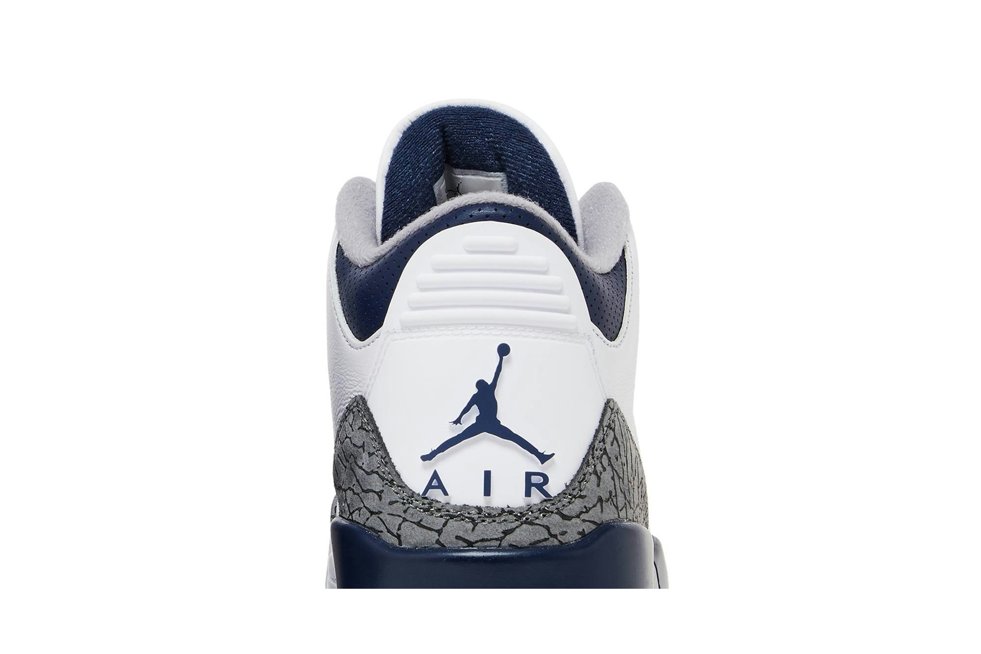 Air Jordan 3 Retro ‚Midnight Navy‘ CT8532-140