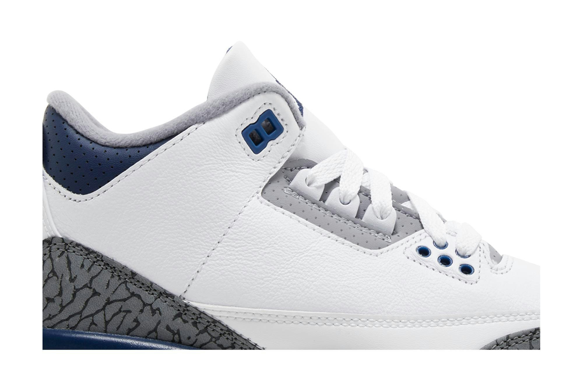 Air Jordan 3 Retro ‚Midnight Navy‘ DM0967-140