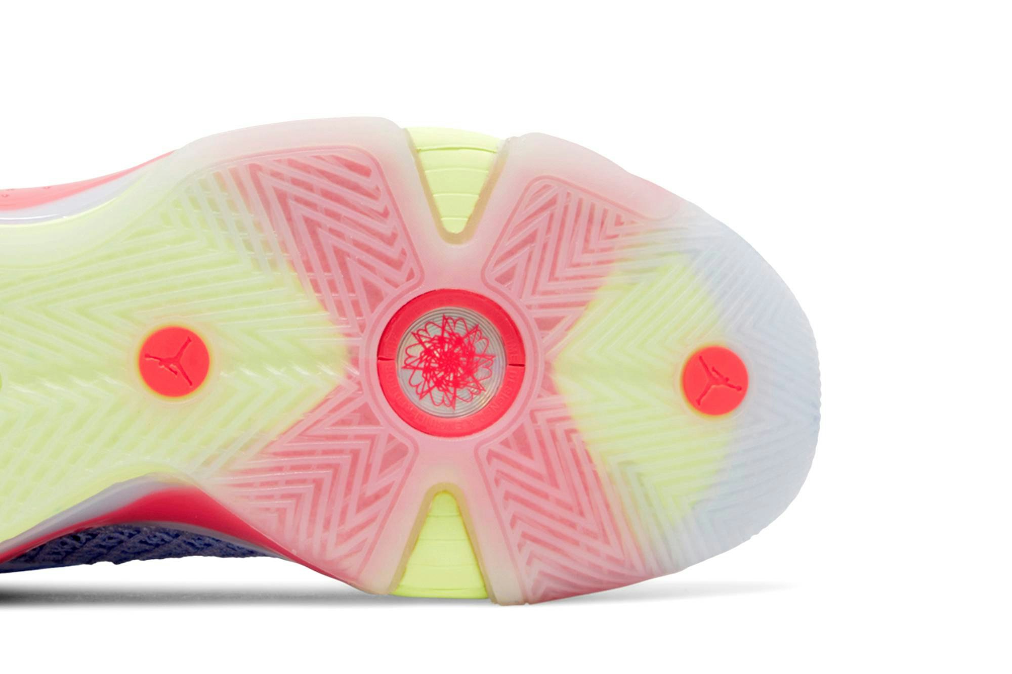 Air Jordan Air 38 ‚Fadeaway‘ DZ3356-500