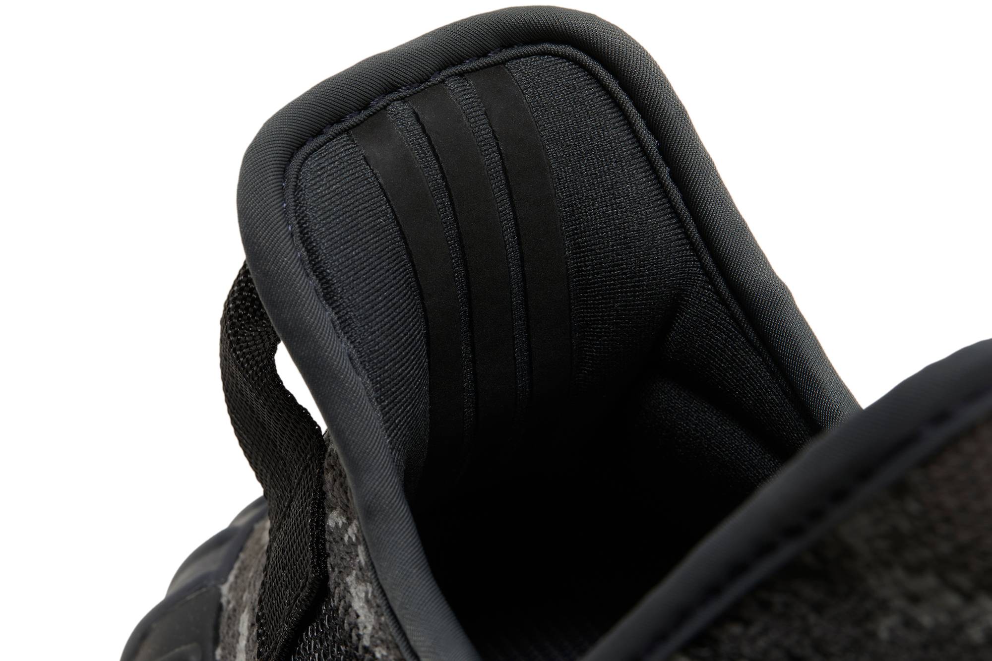 adidas Yeezy Boost 350 V2 ‚MX Dark Salt‘ ID4811 Domahi store