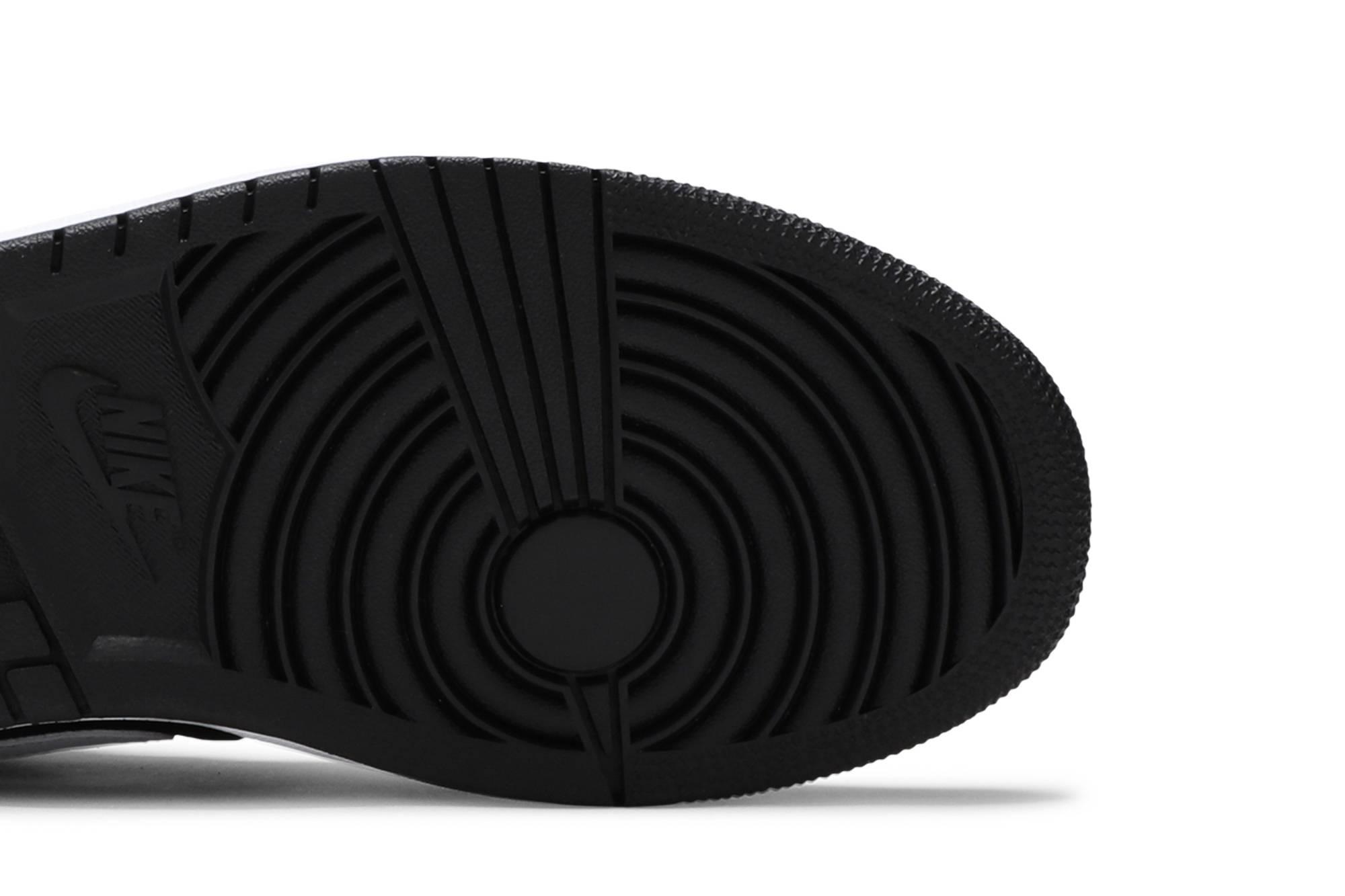 Air Jordan 1 Retro Mid ‚Tuxedo‘ 554724-113 Domahi store