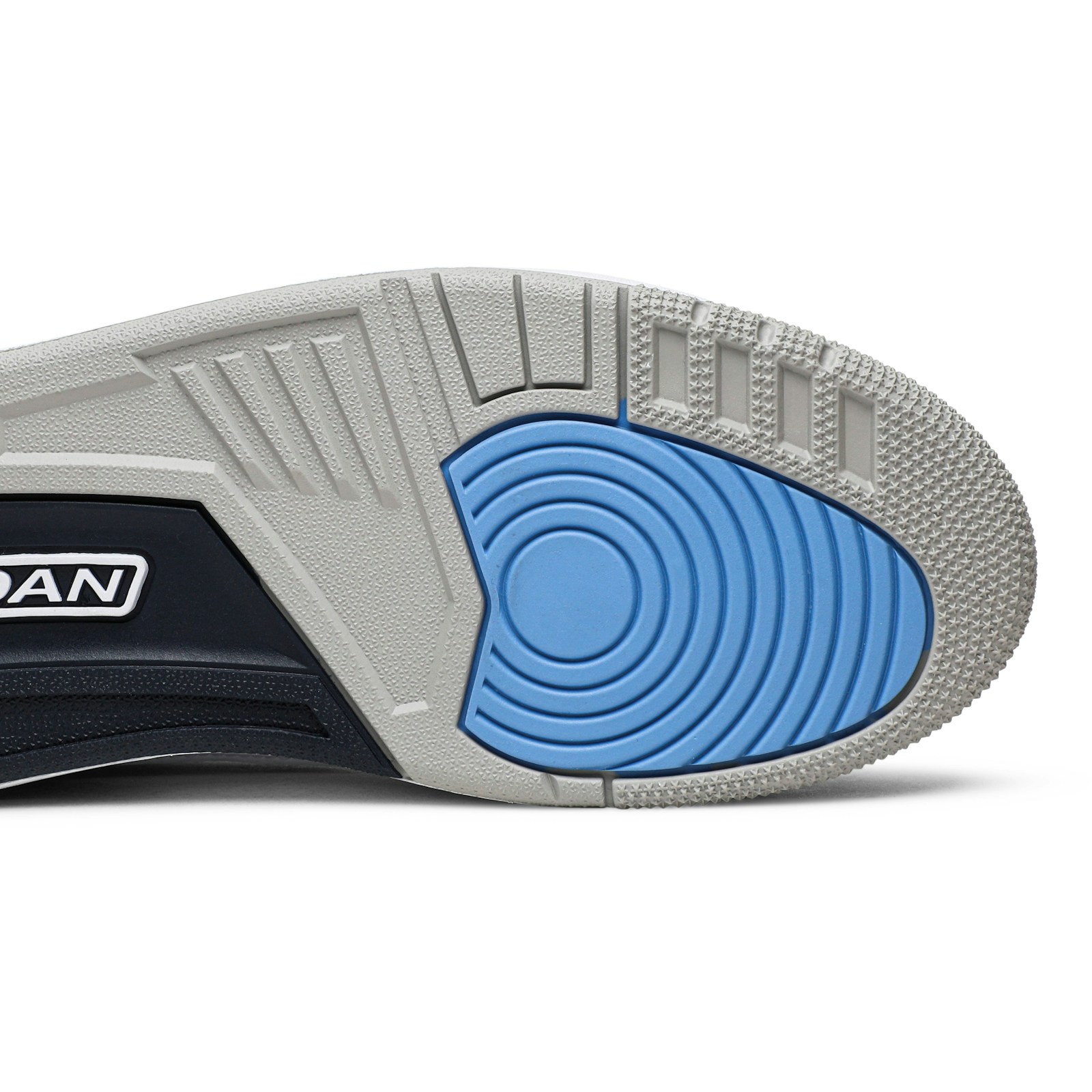 Air Jordan 3 Retro ‚UNC‘ CT8532-104 Domahi store