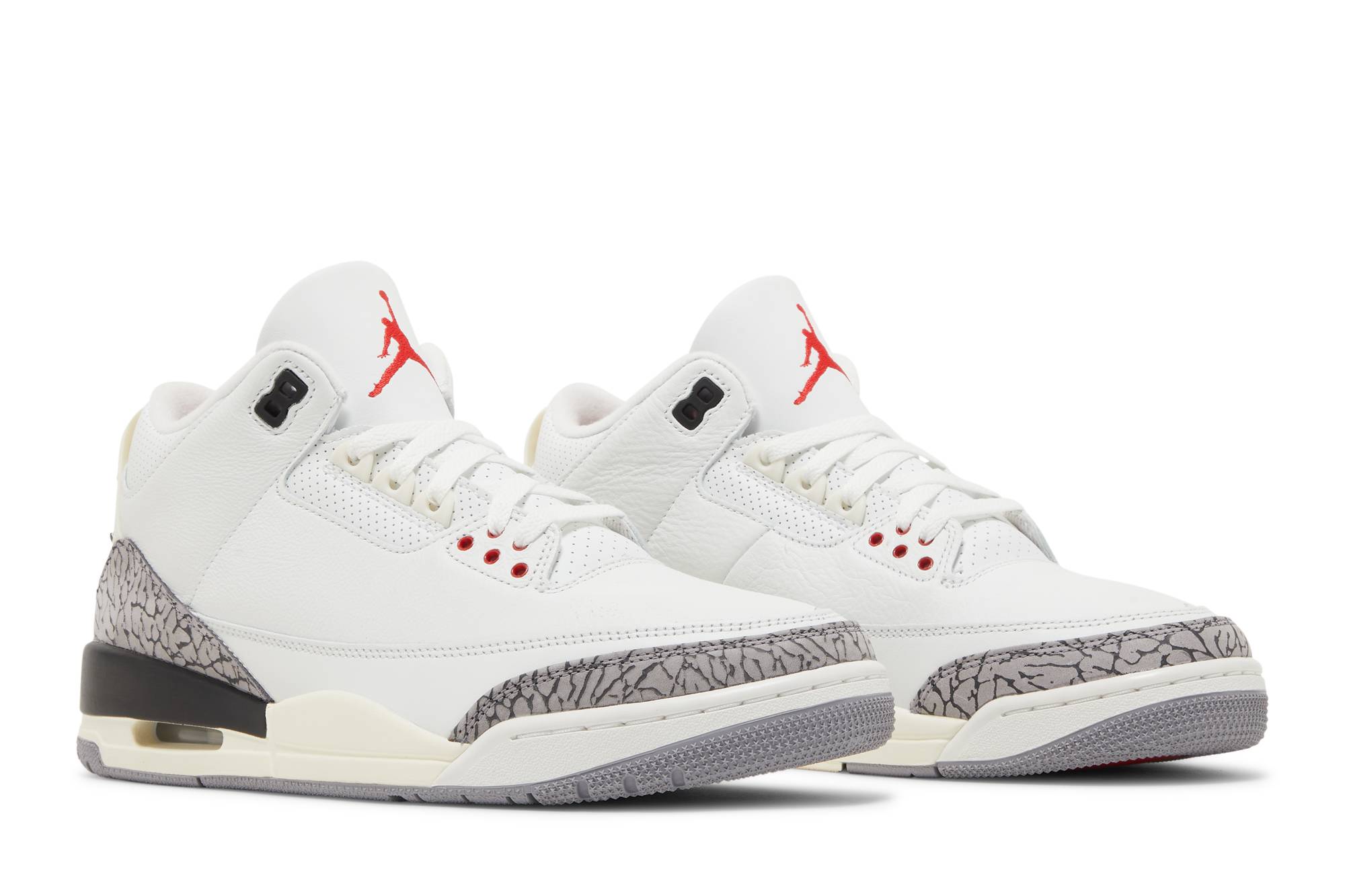 Air Jordan 3 Retro ‚White Cement Reimagined‘ DN3707-100 Domahi store