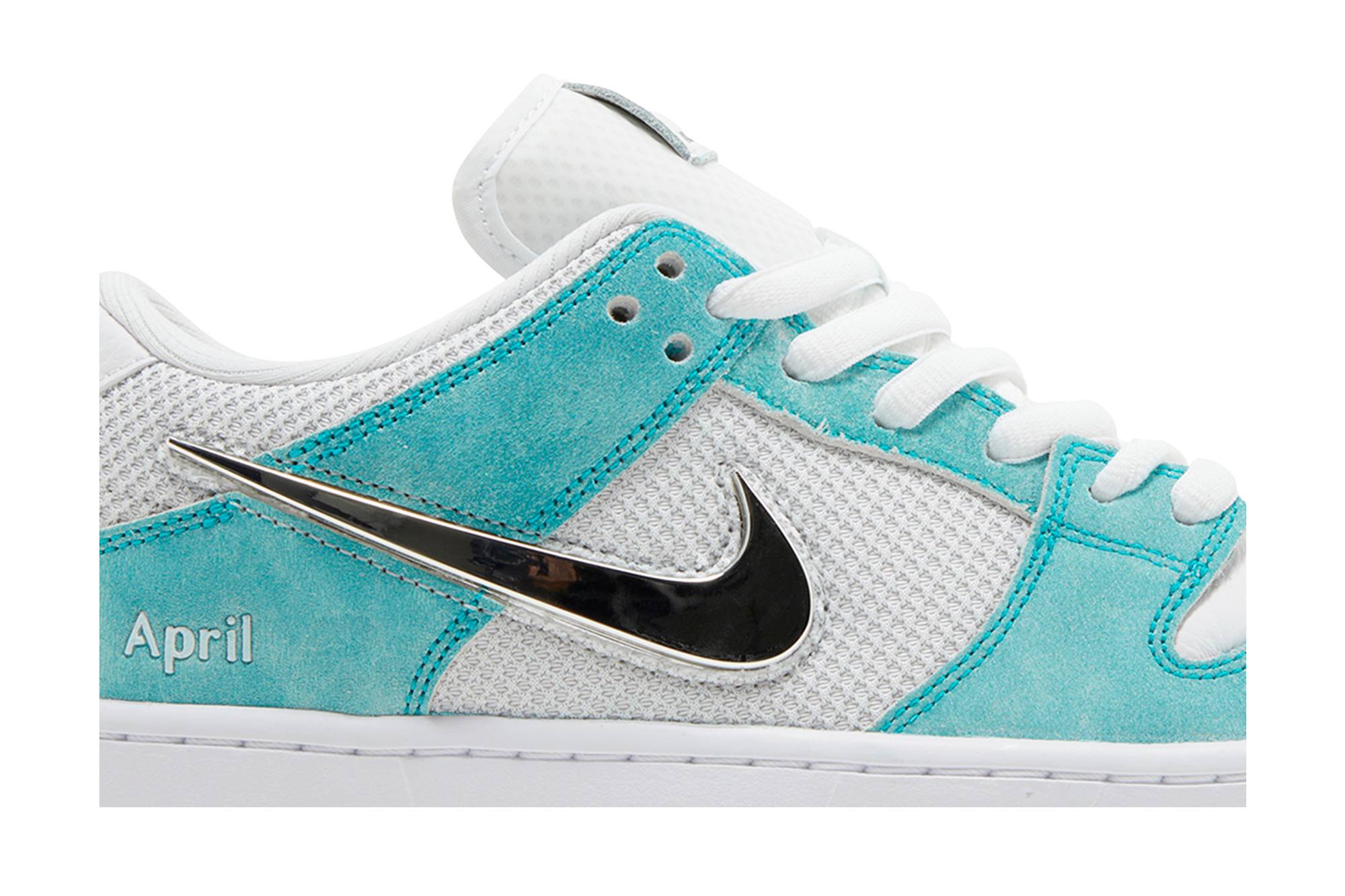 April Skateboards x Nike Dunk Low SB ‚Turbo Green‘ FD2562-400 Domahi Store