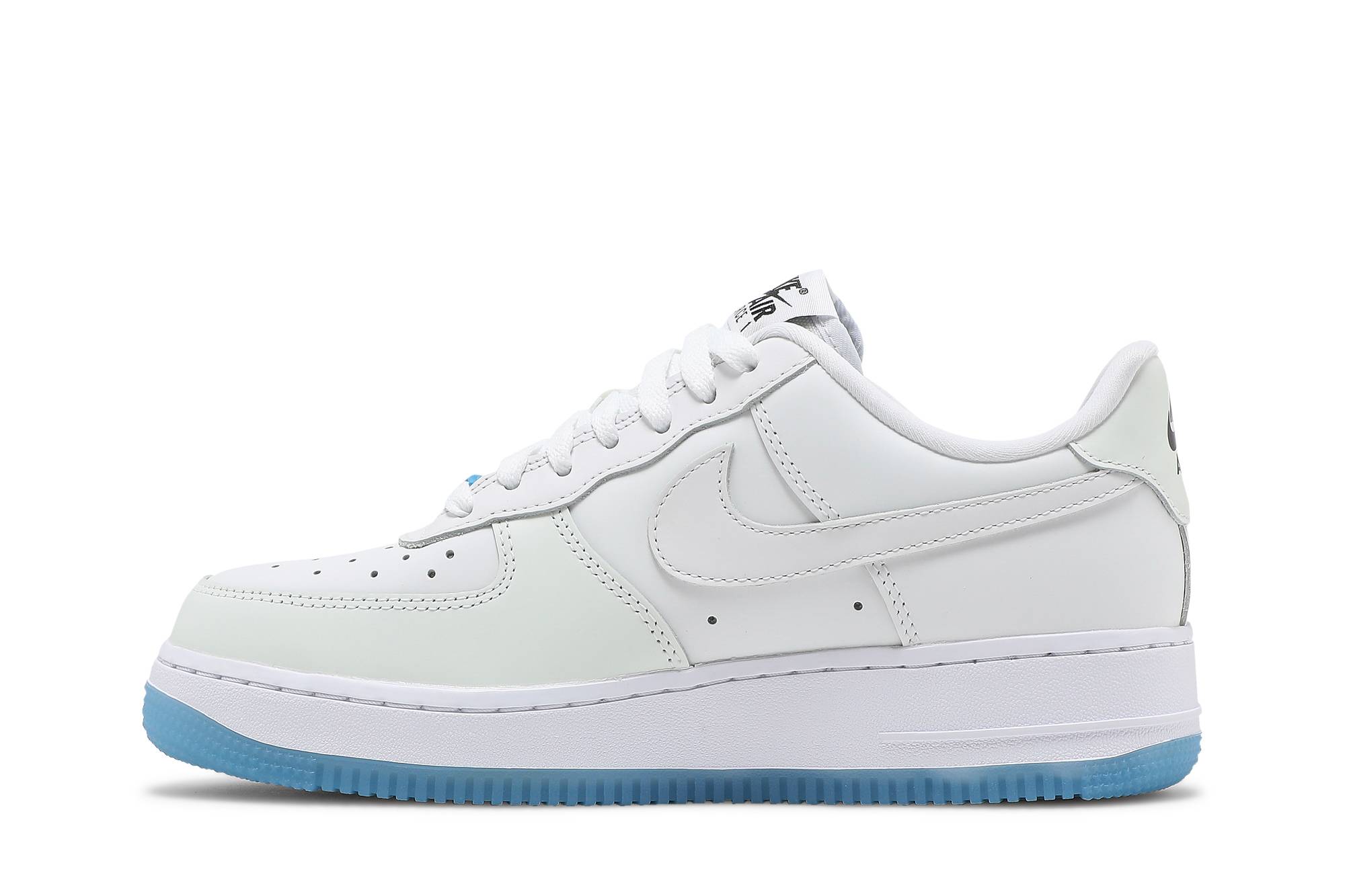 Nike Air Force 1 ’07 LX ‚UV Reactive‘ DA8301-100 Domahi store