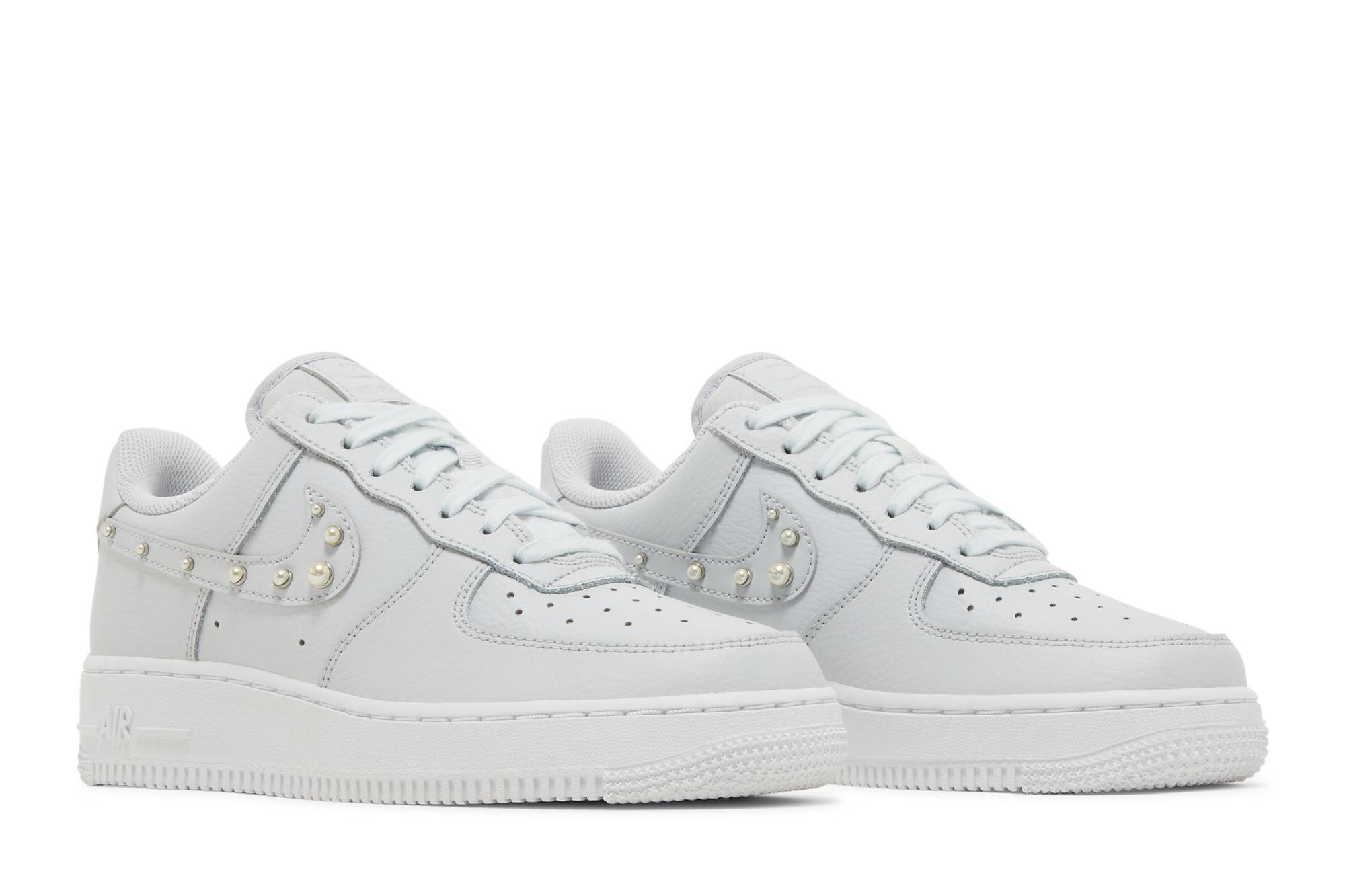 Nike Air Force 1 Low ‚Pearl Swoosh‘ DV3810-001 Domahi store