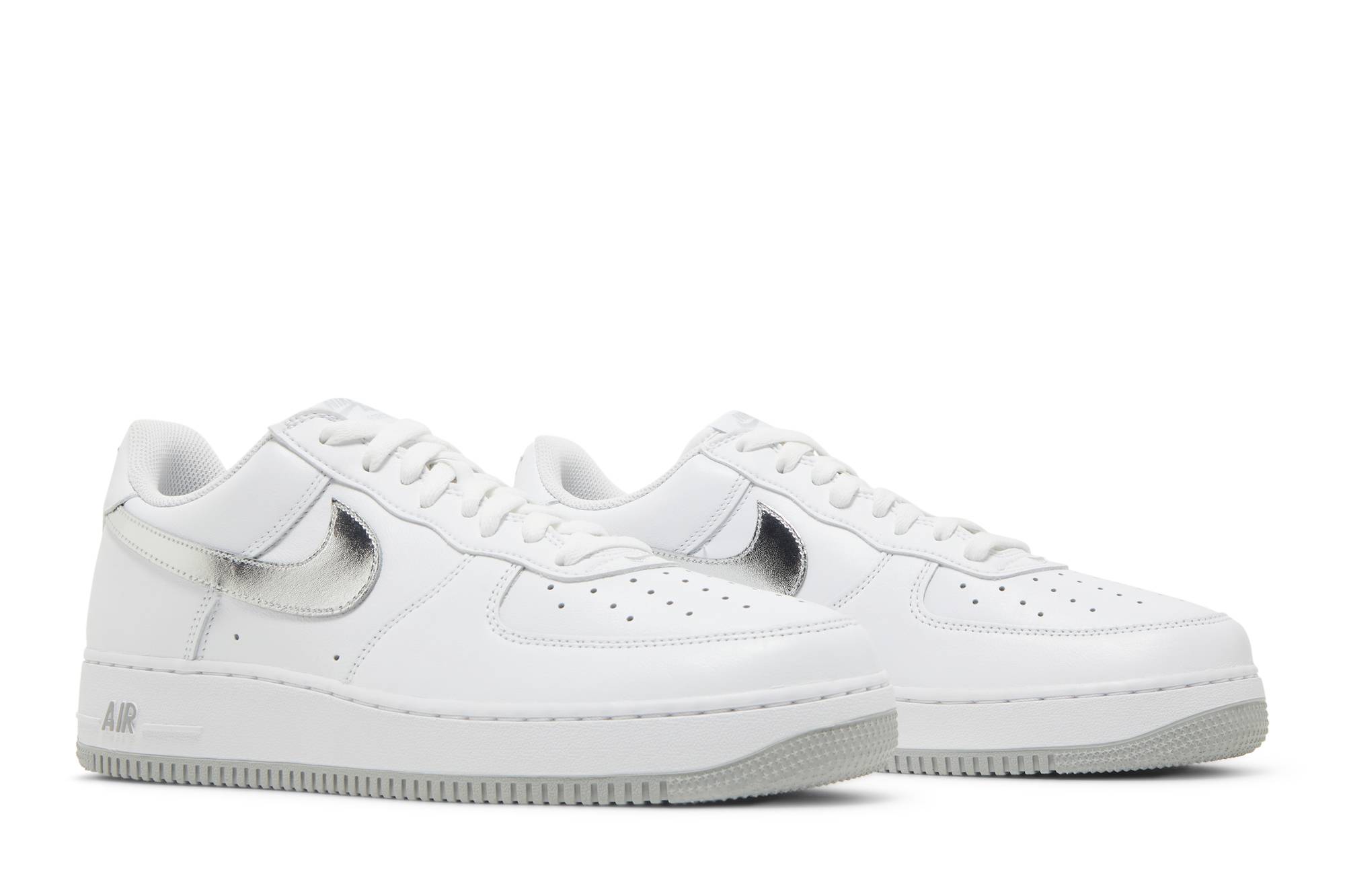 Nike Air Force 1 Low ‚Silver Swoosh‘ DZ6755-100 Domahi store