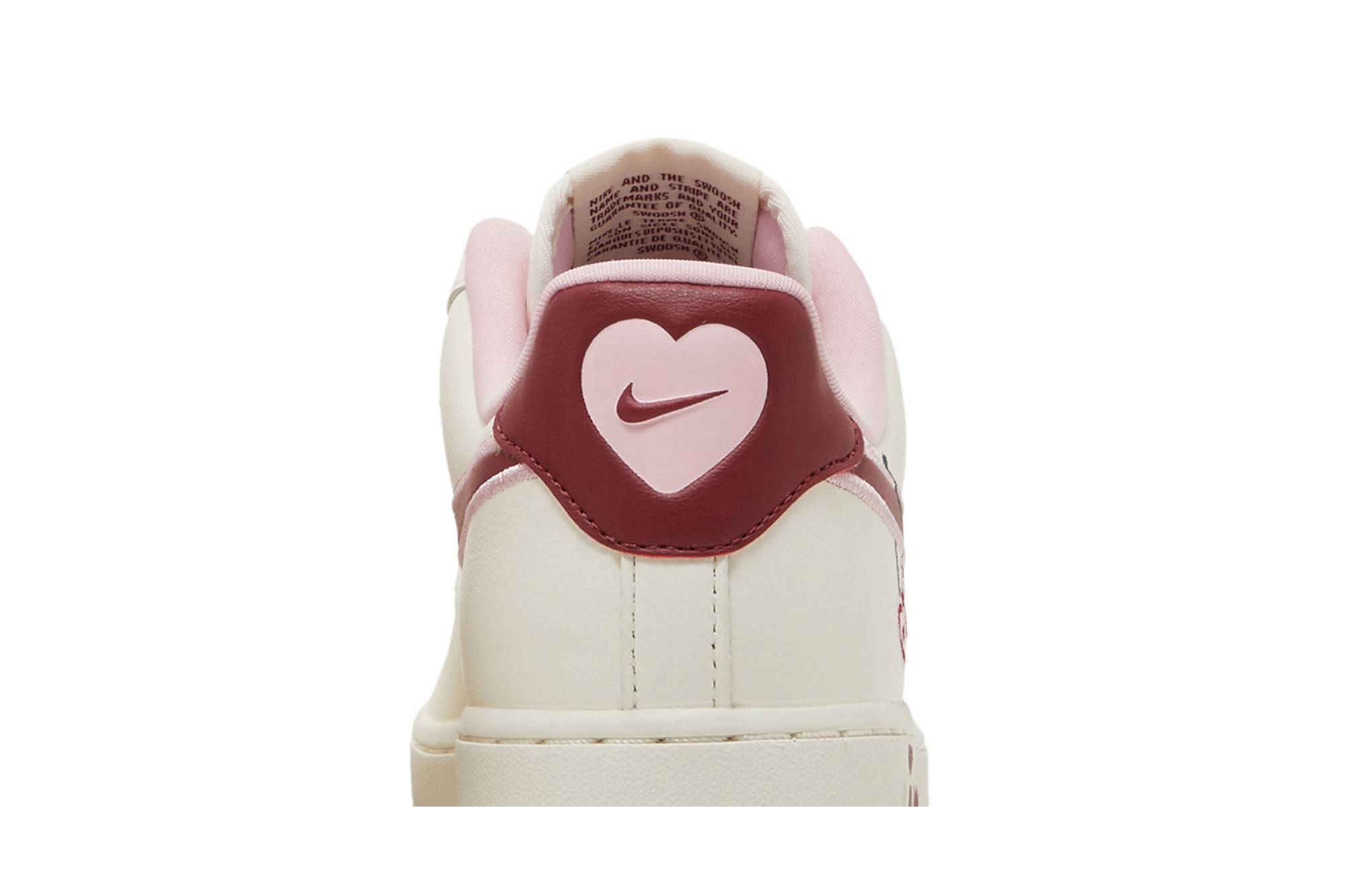 Nike Air Force 1 Low ‚Valentine’s Day‘ FD4616-161 Domahi store
