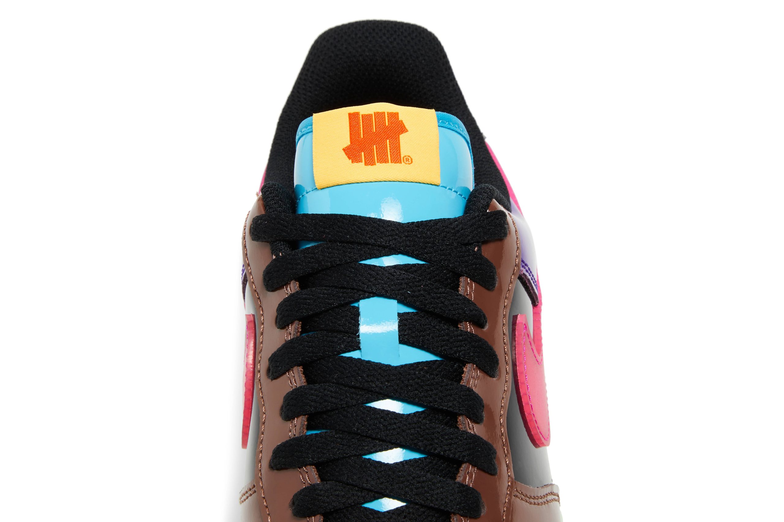 Nike Air Force 1 Low x UNDEFEATED ‚Pink Prime‘ DV5255-200 Domahi store