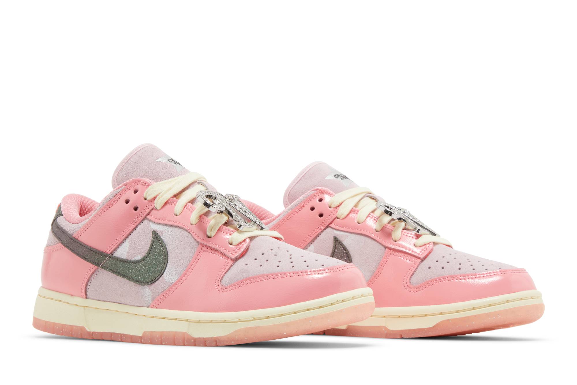 Nike Dunk Low LX ‚Barbie‘ FN8927-621 Domahi store