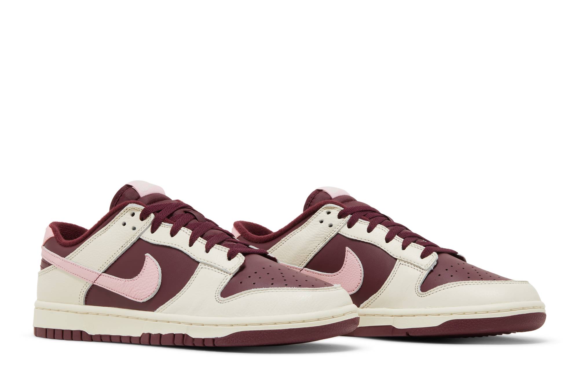 Nike Dunk Low ‚Valentine’s Day‘ (2023) DR9705-100 Domahi store