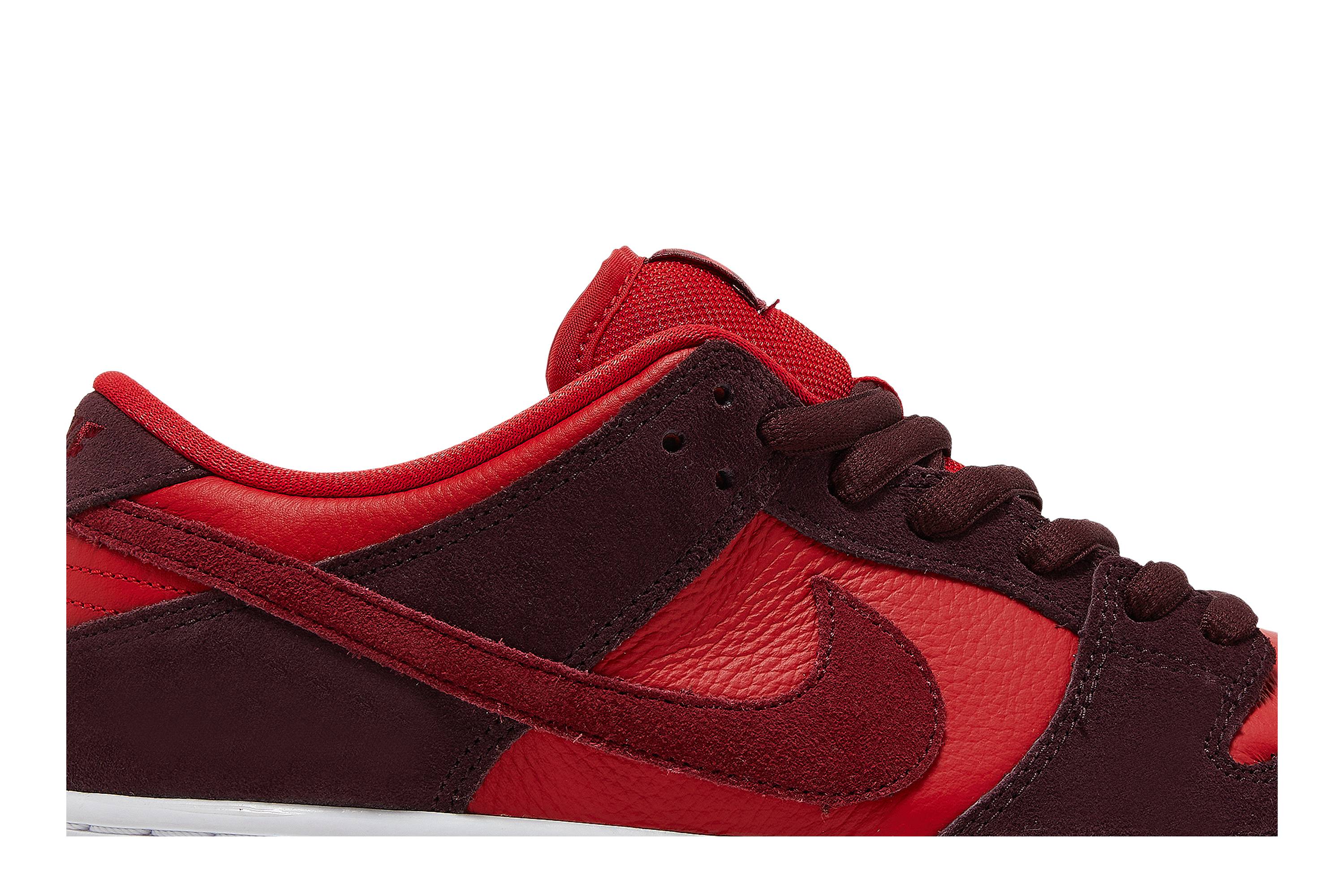 Nike SB Dunk Low ‚Cherry‘ DM0807-600 Domahi store