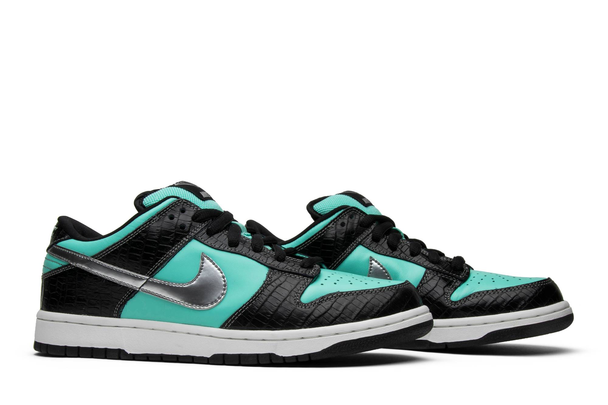 Nike SB Dunk Low Pro x Diamond Supply Co. ‚Tiffany‘ 304292-402 Domahi store