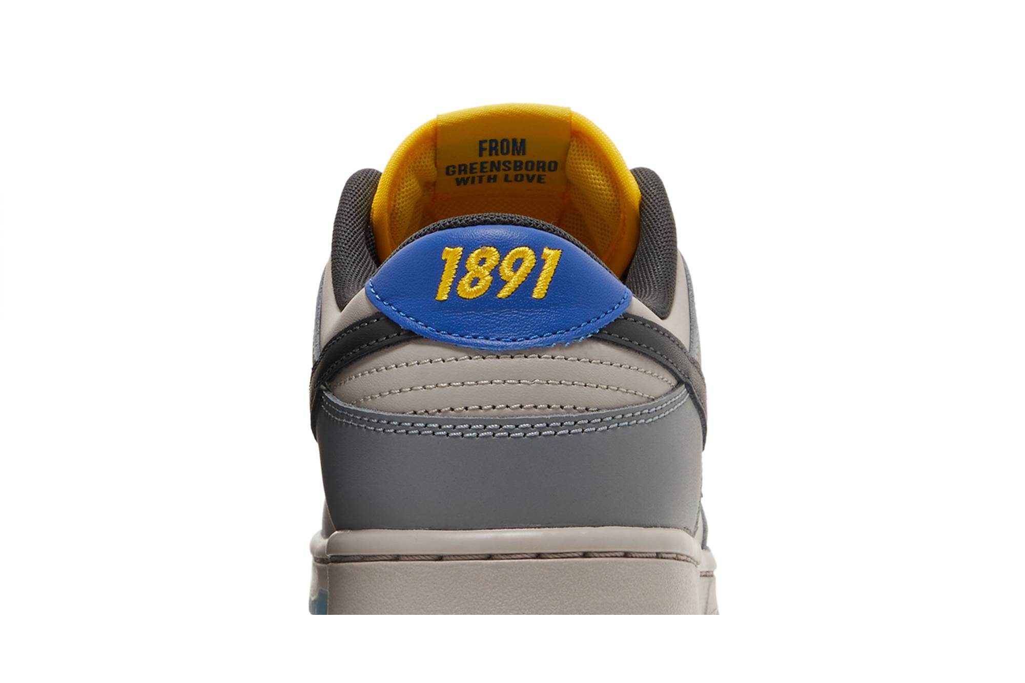 North Carolina A&T x Nike Dunk Low ‚Ayantee‘ DR6187-001 Domahi Store