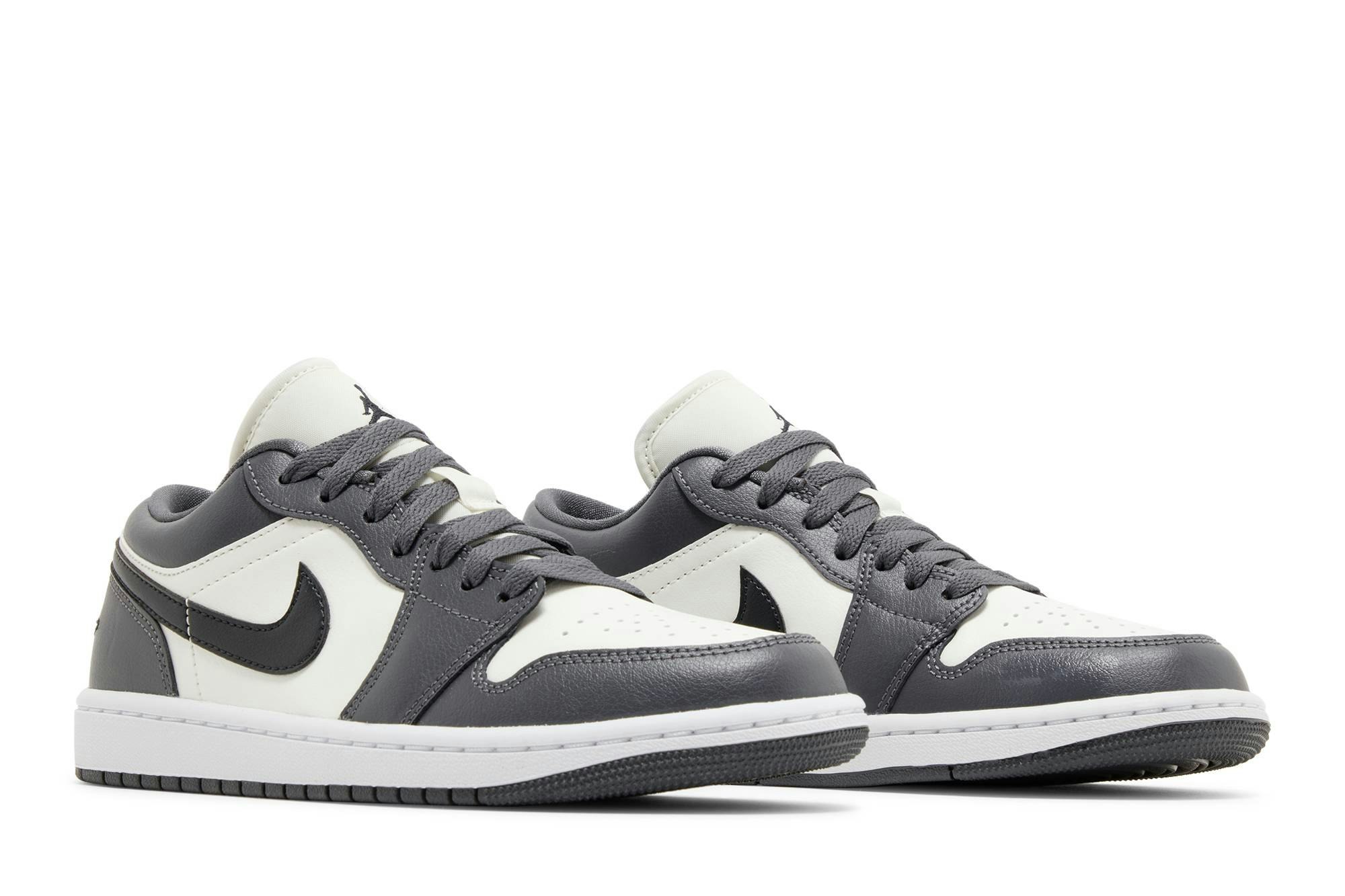 Air Jordan 1 Low ‘Dark Grey’ DC0774-102