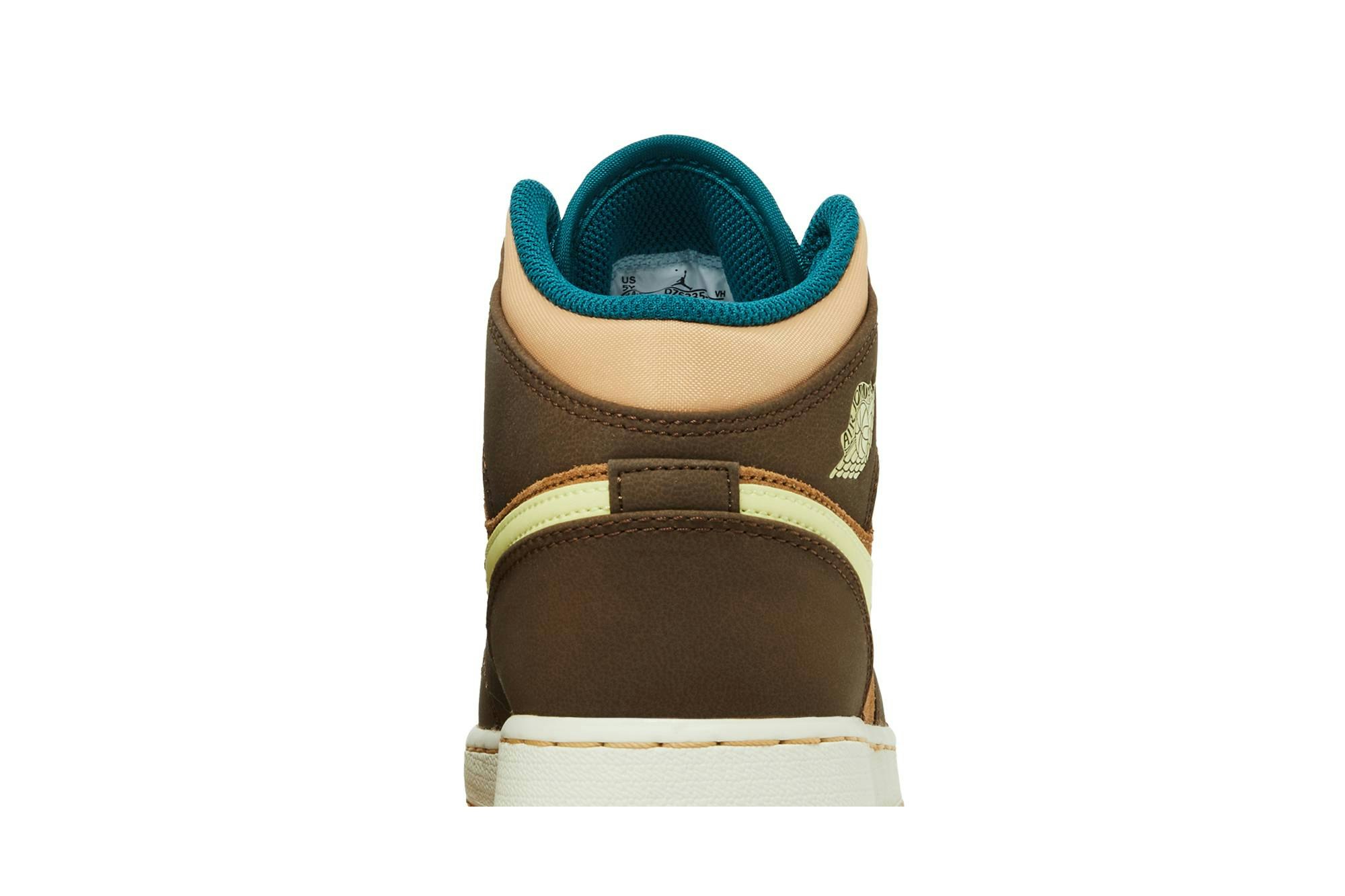 Air Jordan 1 Mid ‘Cacao Wow’ DZ6335-200