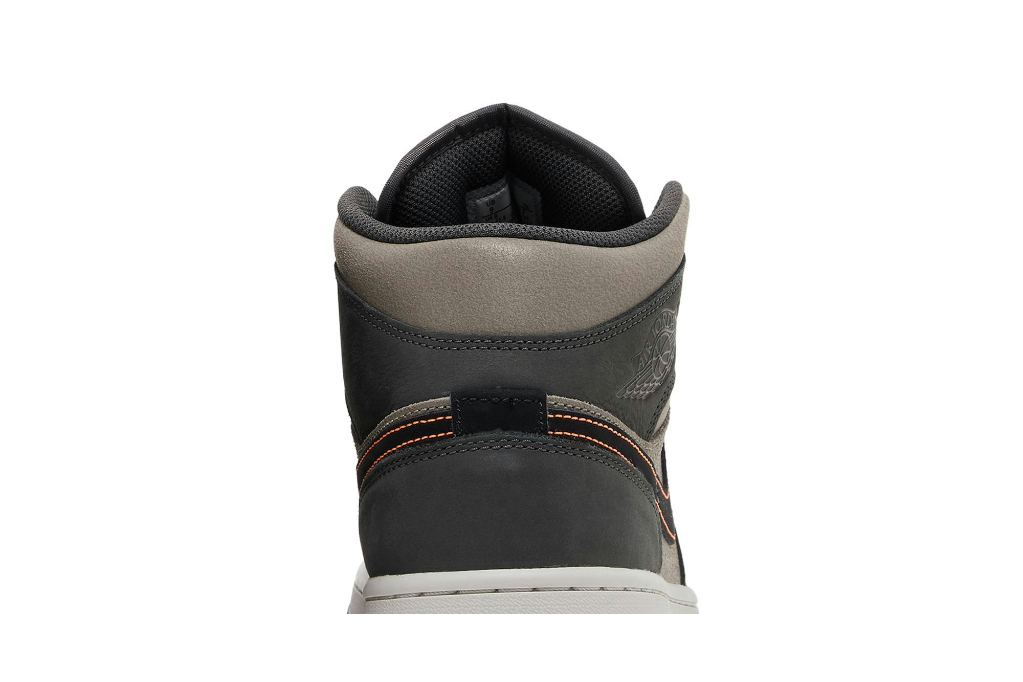 Air Jordan Air 1 Mid SE ‘Night Stadium’ FQ8338-017