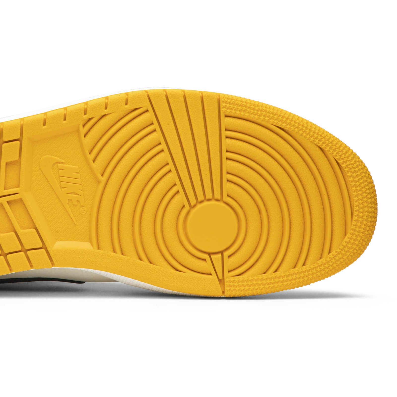 Air Jordan 1 Mid ‘Lakers’ 852542-700 Domahi store