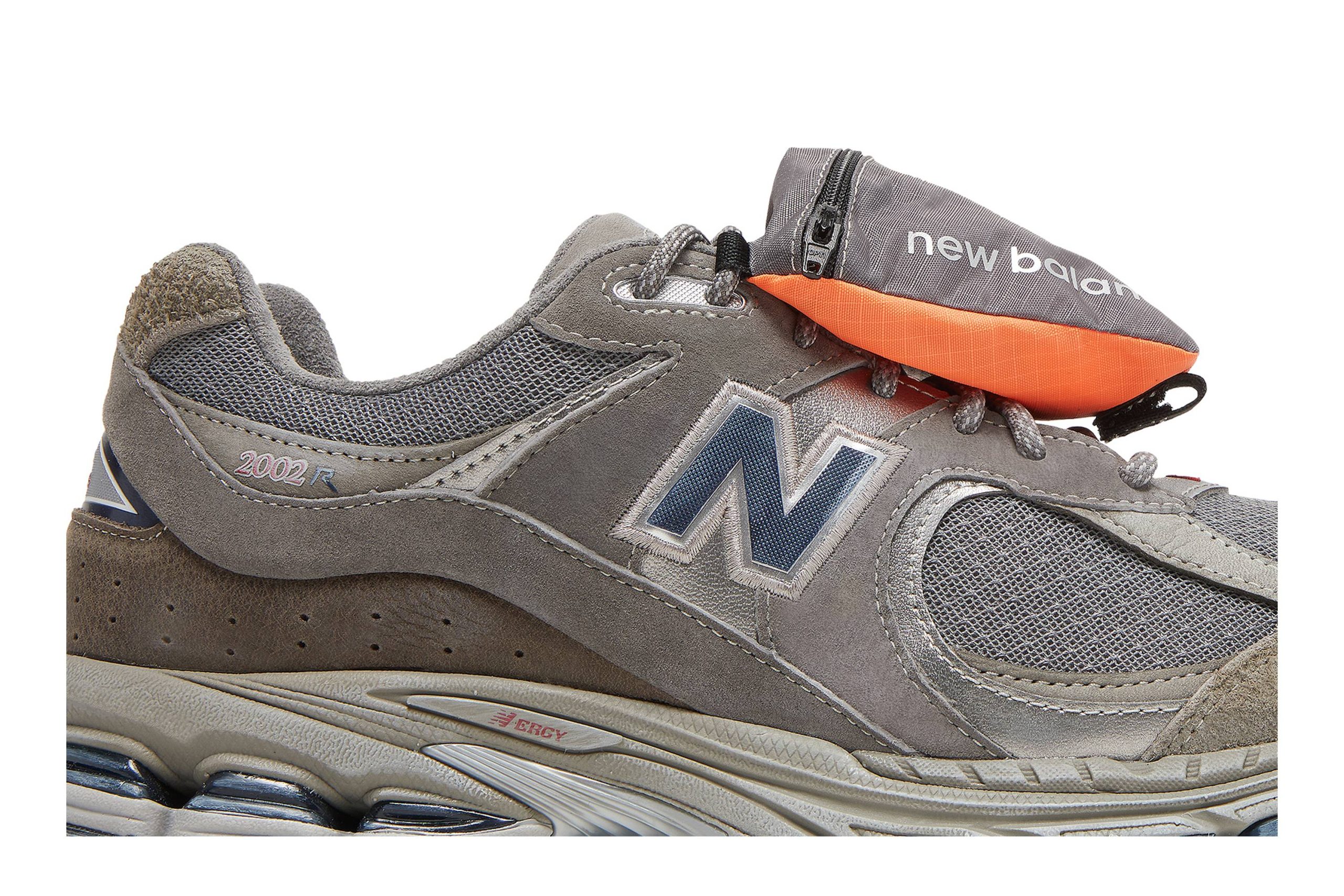 New Balance 2002R ‘Pouch – Castle Grey’ M2002RVA Domahi Store